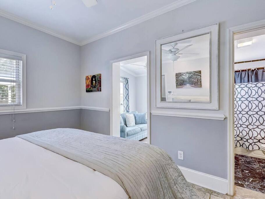 Historic Savannah Gold Private Condo With Pool - 2Bed, 1&Half Bath, Sleeps 6, 1St Floor, 15 Min Walk To Historic Savannah Center And All Attractions ภายนอก รูปภาพ